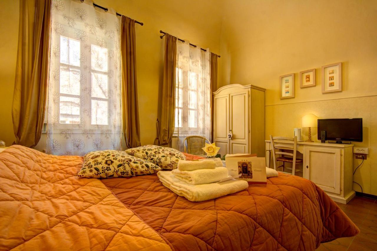 Albergo Etruria Volterra Exterior photo