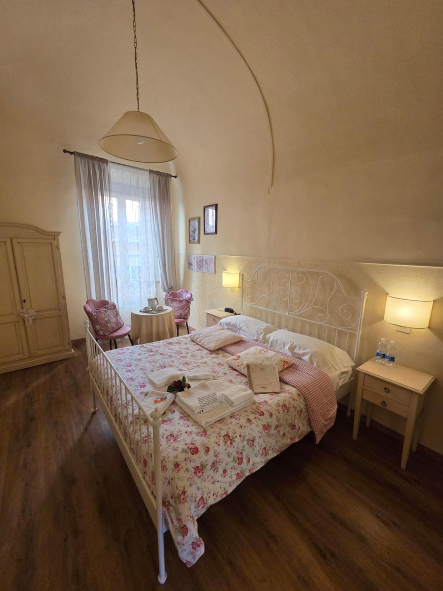 Albergo Etruria Volterra Exterior photo