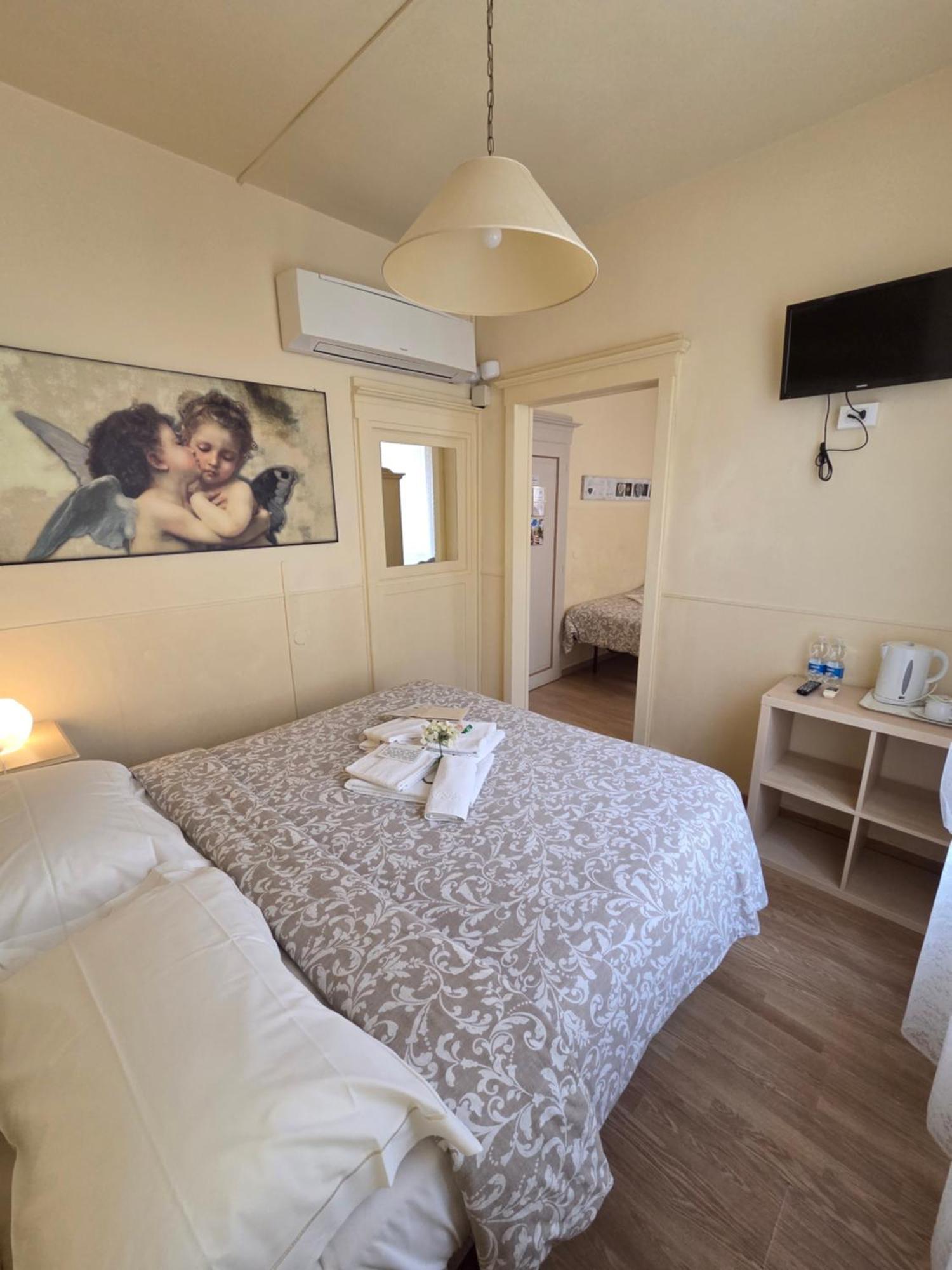 Albergo Etruria Volterra Exterior photo